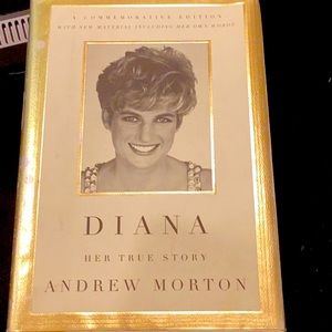 Diana, Her True Story - In Her Own Words, Andrew Morton, 1992, 1997, 288 pages